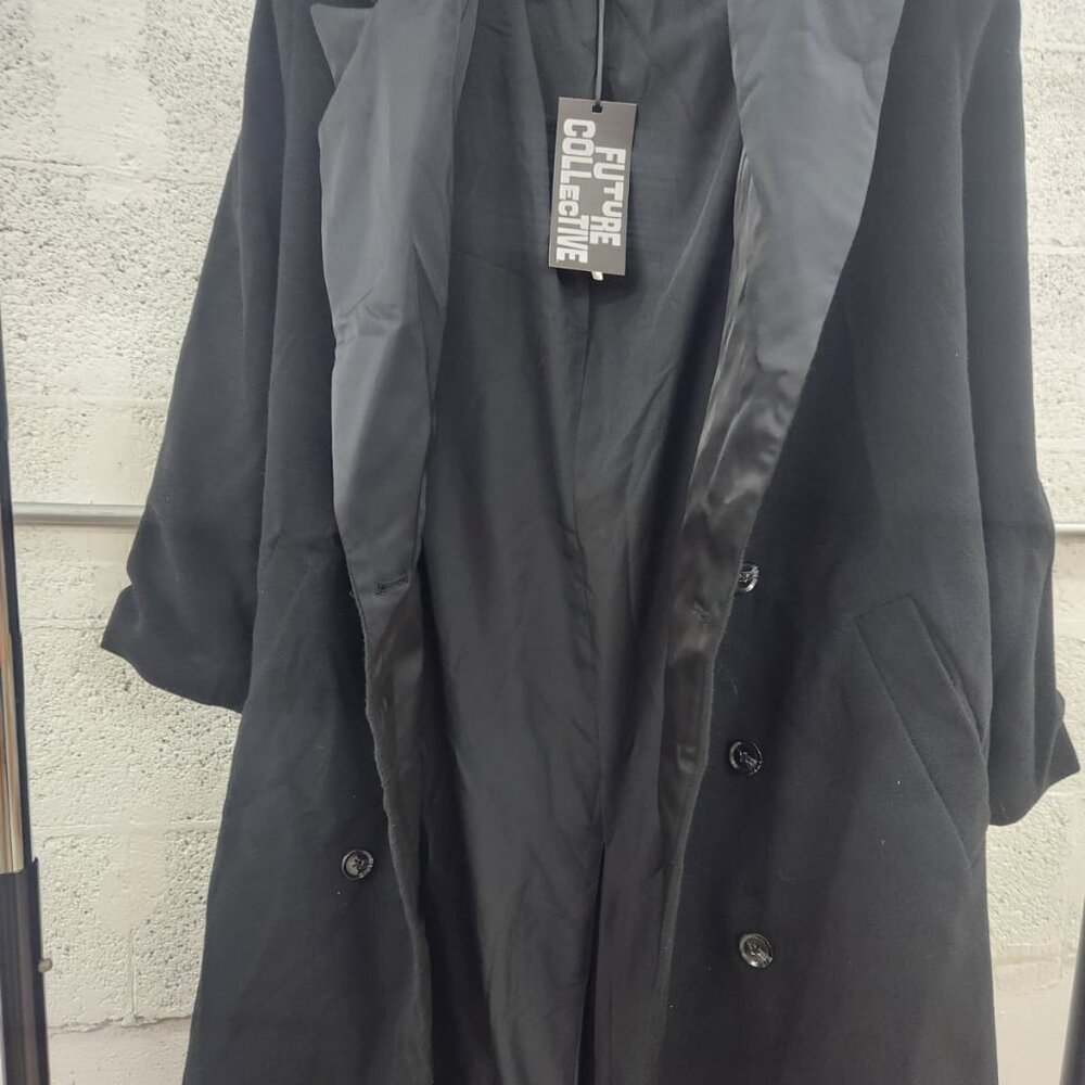 NWT Future Collective Black‎ Double-Breasted Long Coat Size M - Picture 9 of 14